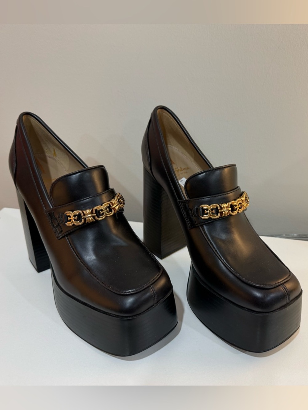 Sam Edelman Black Leather Platform Loafer with Gold Chain Accent - Picture 10 of 10